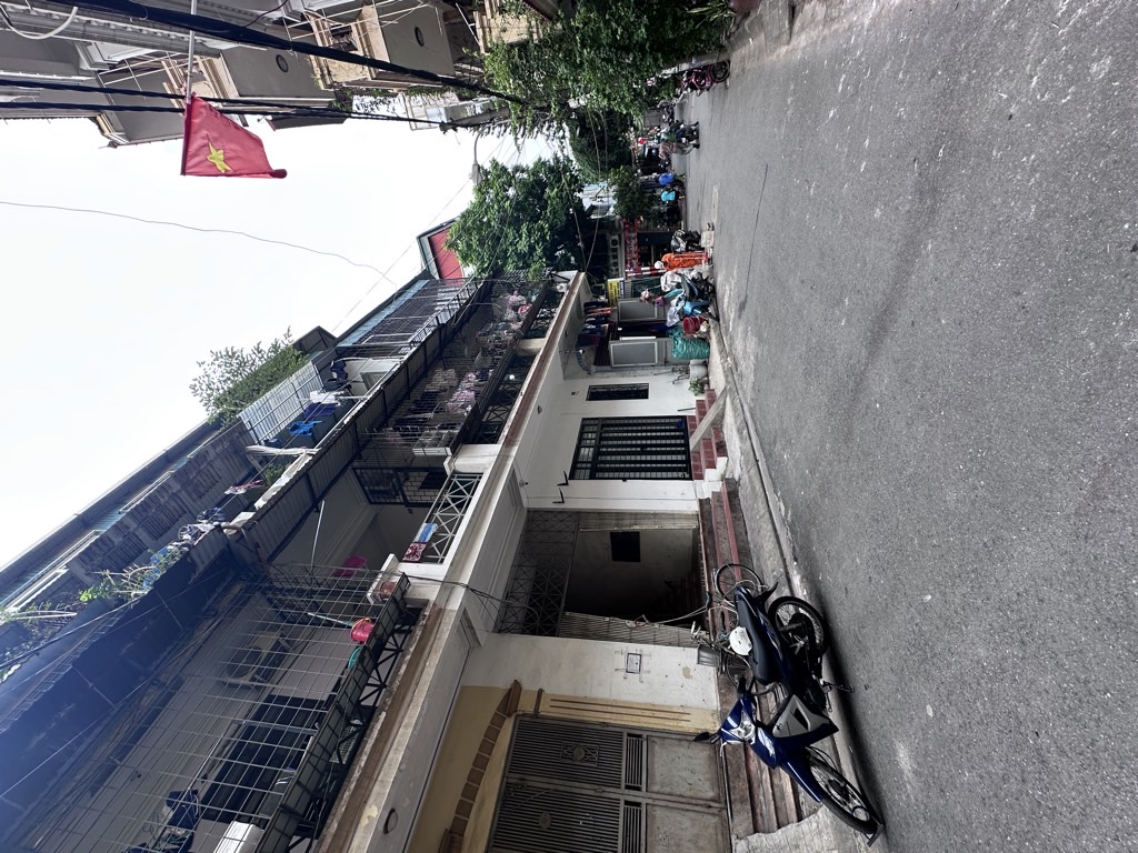 Bán nhà tập thể tam trinh 120M long lanh hoàng mai